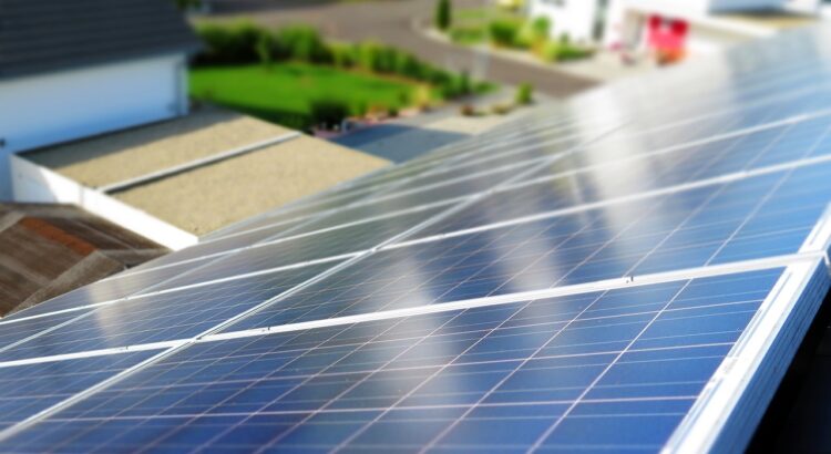Solartechnologien: Arten, Vorteile, Nachteile und Kosten